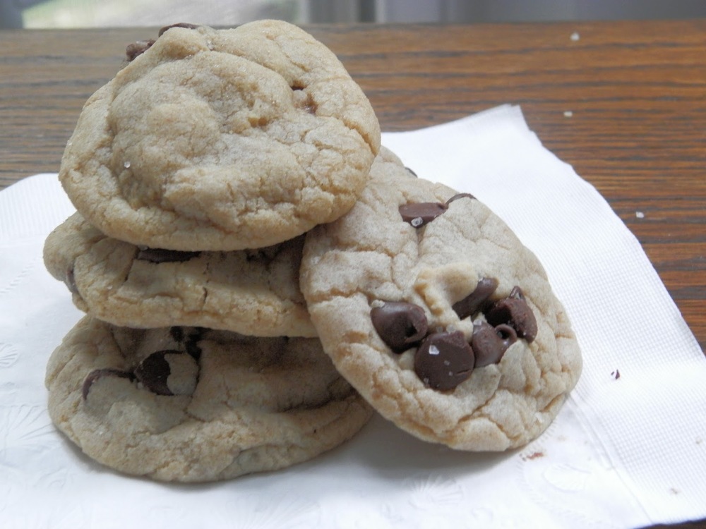 Rolo Stuffed Cookies - chocolate chip cookies stuffed with Rolo candy pieces | www.thebatterthickens.com