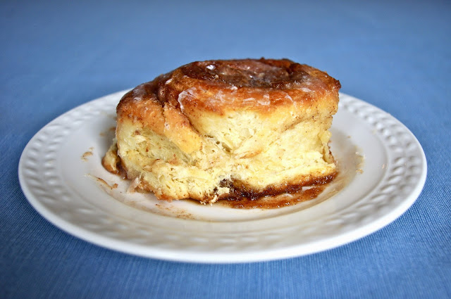 Giant Cinnamon Rolls - big, thick, chewy, and smothered in buttermilk glaze | www.thebatterthickens.com