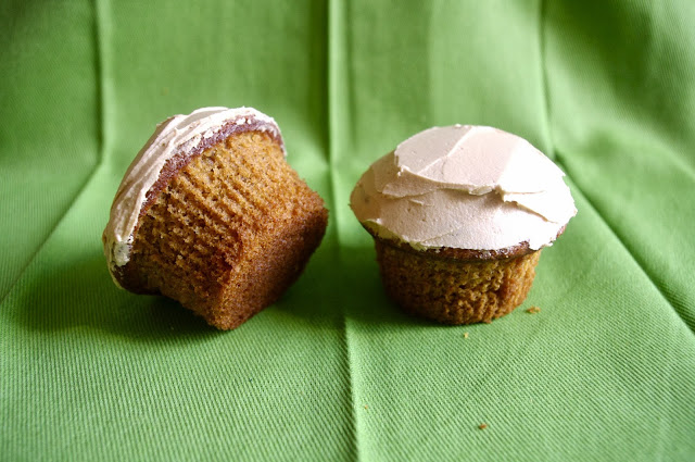 Pumpkin Biscoff Cupcakes | Moist pumpkin cupcakes with creamy Biscoff frosting. The perfect fall treat, combing two of the greatest fall flavors!