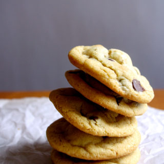 Chocolate Covered Coffee Bean Cookies - chocolate chip cookies made with chocolate-covered coffee beans #chocolatechip #cookies #espressobeans | www.thebatterthickens.com