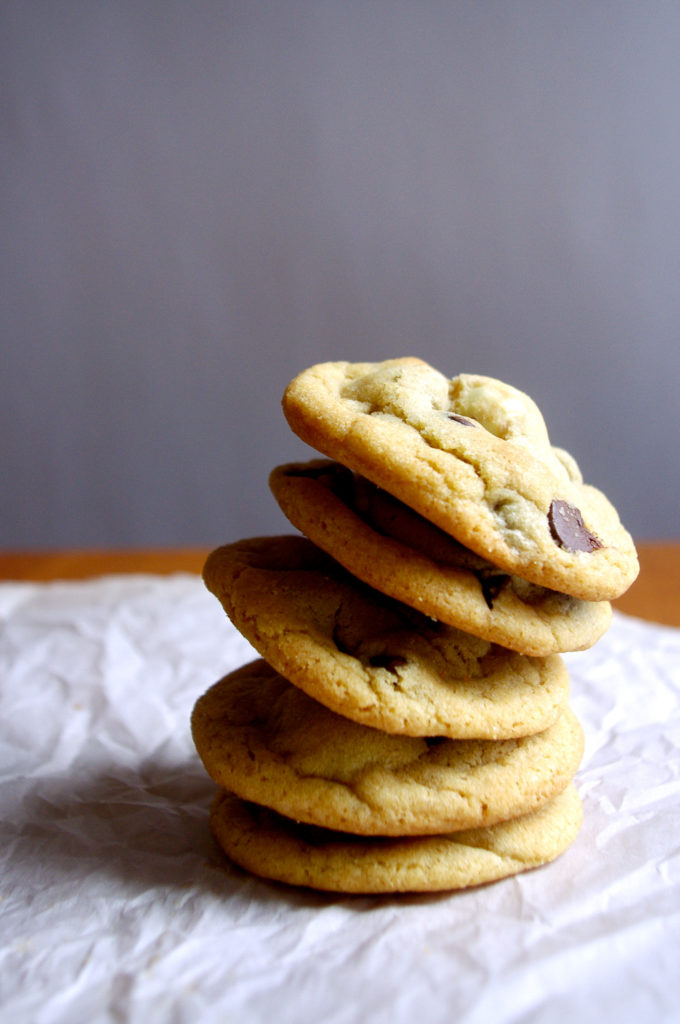 Chocolate Covered Coffee Bean Cookies - chocolate chip cookies made with chocolate-covered coffee beans #chocolatechip #cookies #espressobeans | www.thebatterthickens.com