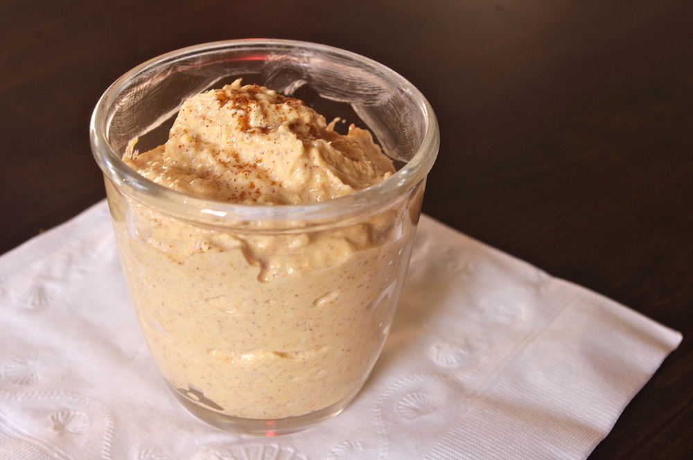 Pumpkin Overnight Oats - a healthy way to get your daily dose of #pumpkin | www.thebatterthickens.com