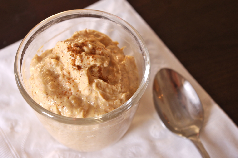 Pumpkin Overnight Oats - a healthy way to get your daily dose of #pumpkin | www.thebatterthickens.com