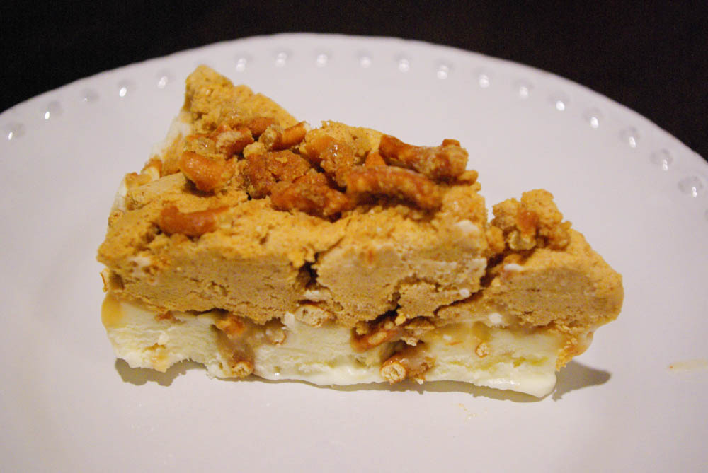 Pumpkin Pie Ice Cream Cake with Jeni's Ice Cream and Milk Bar Graham Cracker Crumb - www.thebatterthickens.com