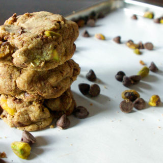 Brown Butter Coffee Pistachio Chocolate Chip Cookies - www.thebatterthickens.com