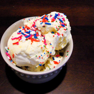 Homemade Birthday Cake Ice Cream - www.thebatterthickens.com