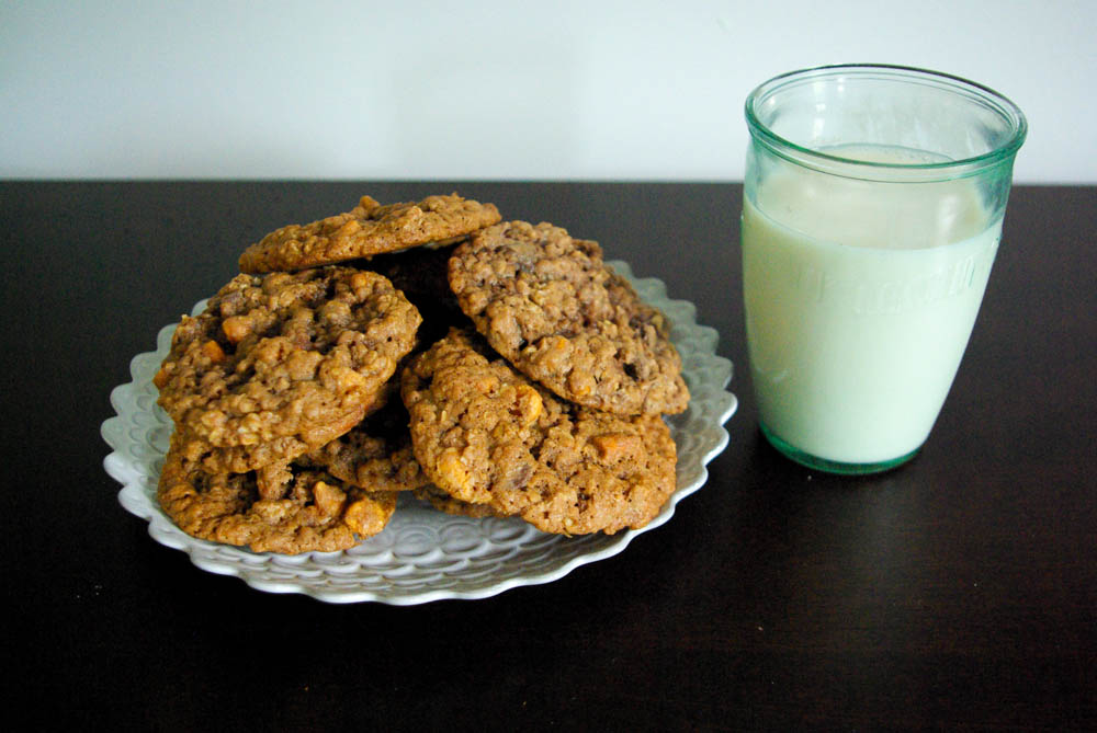 Ovaltine Oatmeal Cookies | A perfect cookie - ovaltine, oatmeal, butterscotch, pretzels.