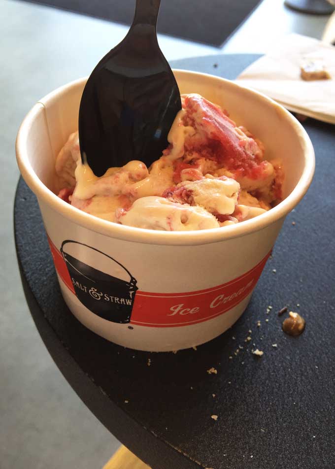 Salt and Straw Roasted Strawberry and Toasted White Chocolate | Best Ice Cream in California | www.thebatterthickens.com
