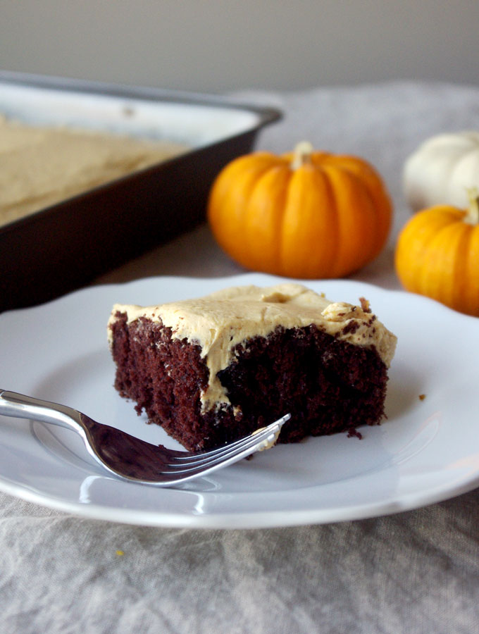 Chocolate Pumpkin Caramel Poke Cake - made with box chocolate cake, this #pumpkin #caramel poke cake is so easy to make but tastes completely homemade, and will delight family and guests throughout the holiday season! | www.thebatterthickens.com