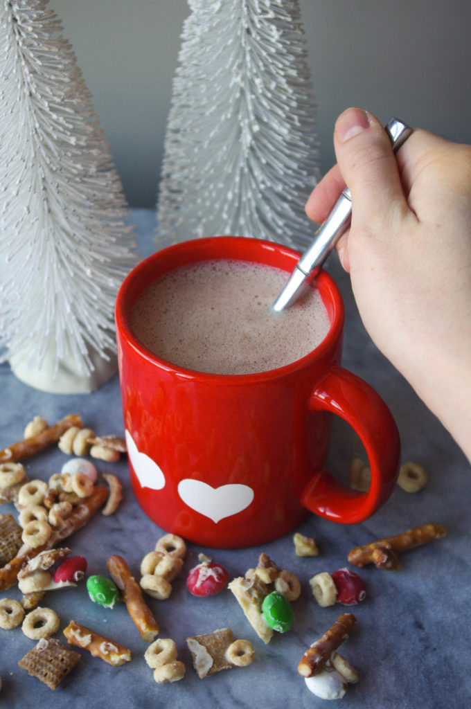 Healthy Hot Chocolate Recipe - indulge your hot cocoa cravings while giving your body the gift of nourishing fats, vitamins, and antioxidants! #ketofriendly #noaddedsugar #hotchocolate | www.thebatterthickens.com