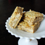 Apple Butter Cheesecake Bars | www.thebatterthickens.com | @thebatterthickens