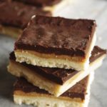 Paleo Millionaire's Shortbread | a no-bake, paleo version of Millionaire's shortbread that tastes just as sweet and satisfying as the original!