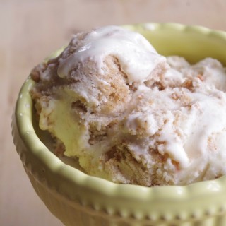 Cream Cheese Carrot Cake Ice Cream