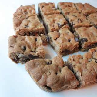 GF Brown Butter Blondies (with chocolate and peanut butter chips!)